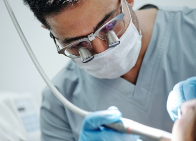 Чем опасен зубной камень и как уменьшить его образование – объясняет стоматолог